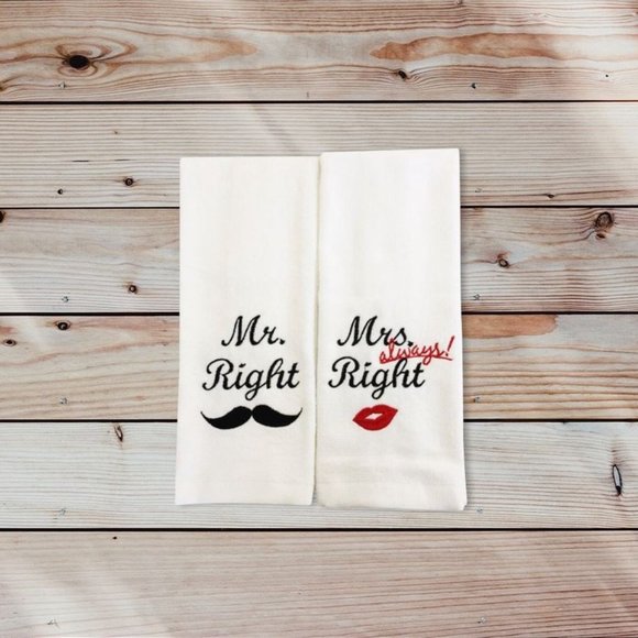 Set of 2 Mr Right & Mrs Always Right Kitchen Towels - Picture 2 of 3